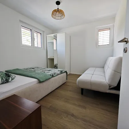 Premium Furnished For Business And Family - * Grandson