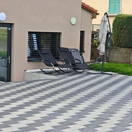 Premium Furnished For Business And Family - Grandson
