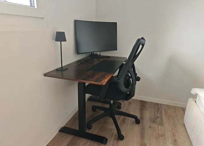 Premium Furnished For Business And Family - Appartement