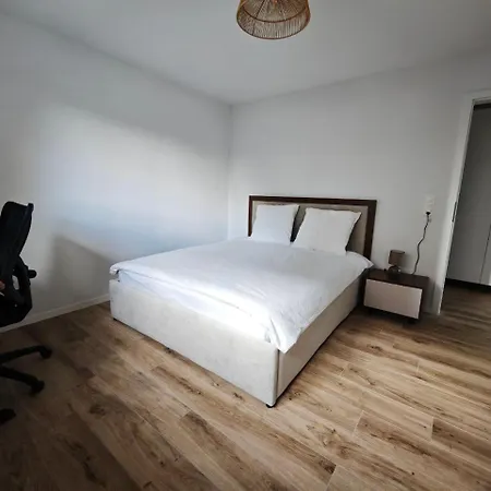 Premium Furnished For Business And Family - * Grandson